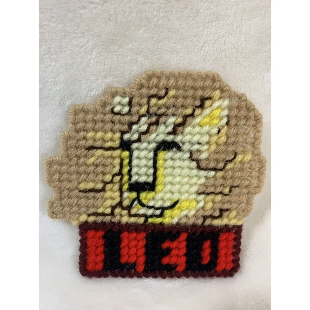 Vintage Leo Horoscope‎ Sign Lion Handmade Needlepoint Plastic Canvas Magnet OOAK